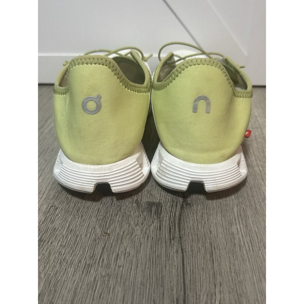 OnCloud Women's Cloud 5 Coast Ivory/Acacia Running Shoes Size US 10 EU 42 White - Picture 4 of 6